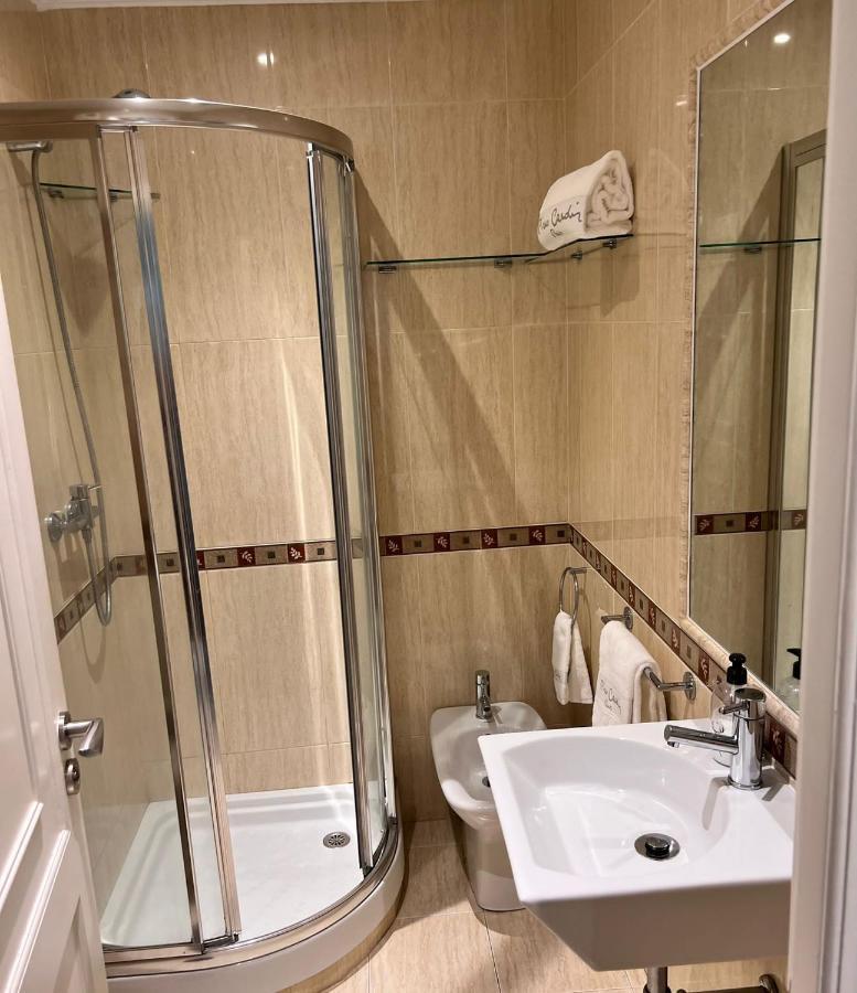 Piso turístico en Sanxenxo Apartamento Exterior foto