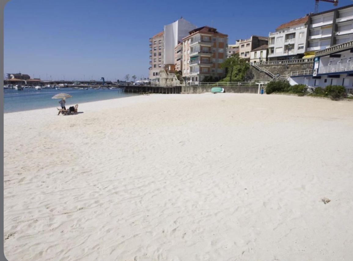 Piso turístico en Sanxenxo Apartamento Exterior foto